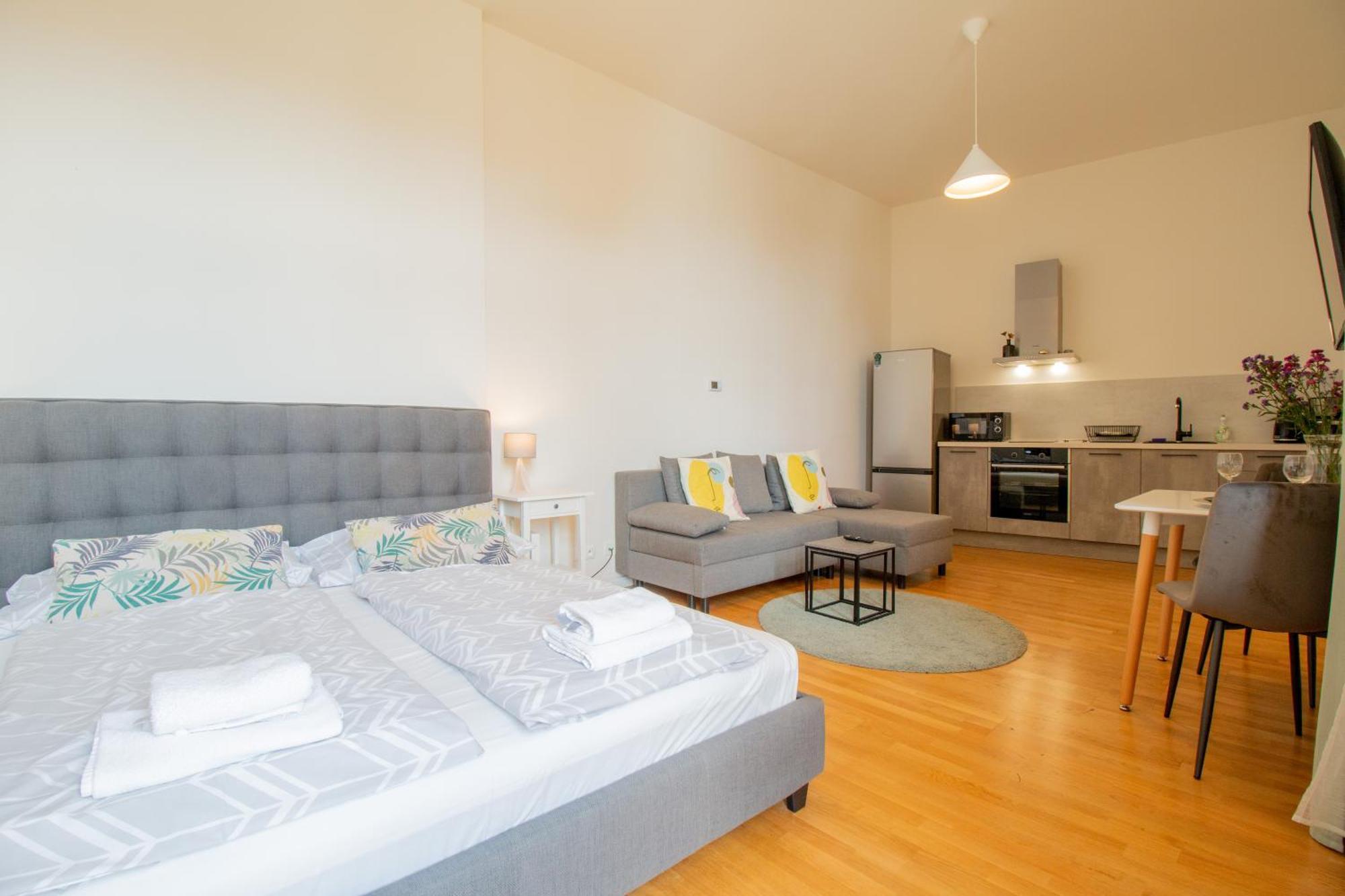 Stay Inn Apartments Stepanska Prague Exterior photo