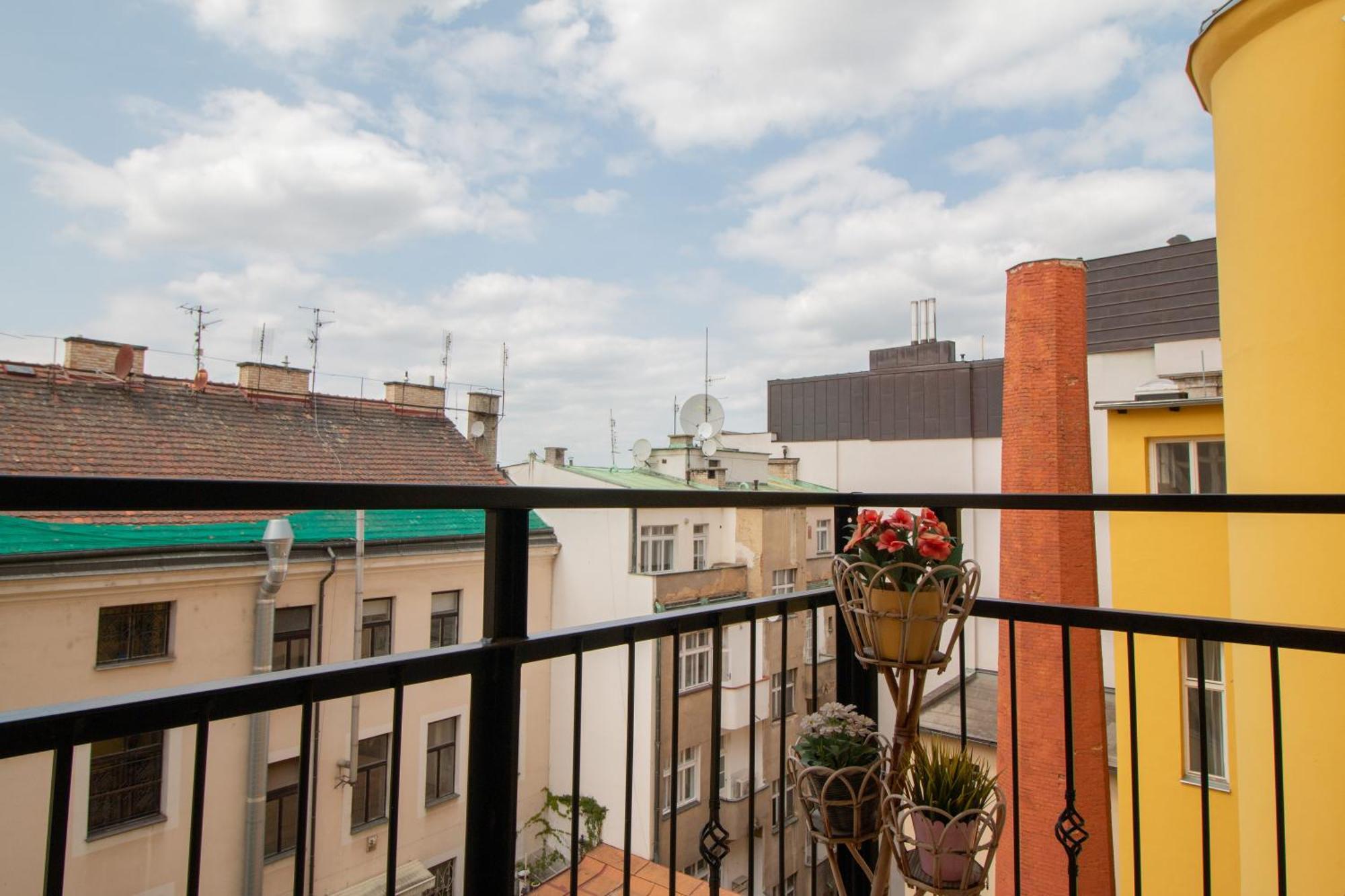 Stay Inn Apartments Stepanska Prague Exterior photo